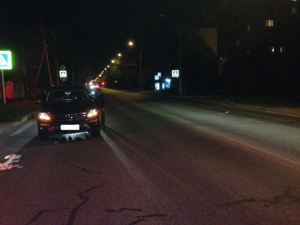 В Ставрополе на «зебре» под колёса внедорожника попала женщина